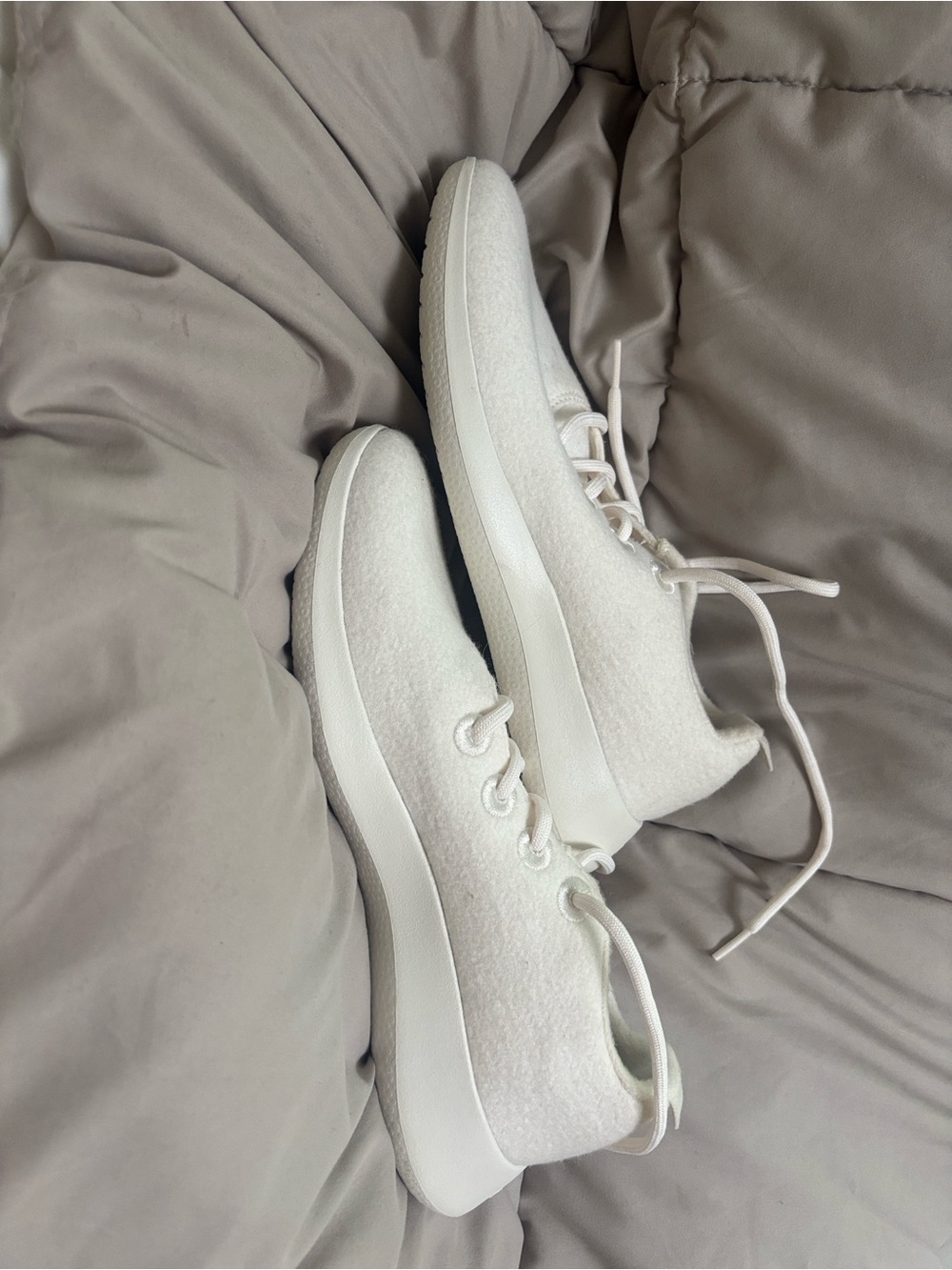 Allbirds White Wool Runners Sneakers M8